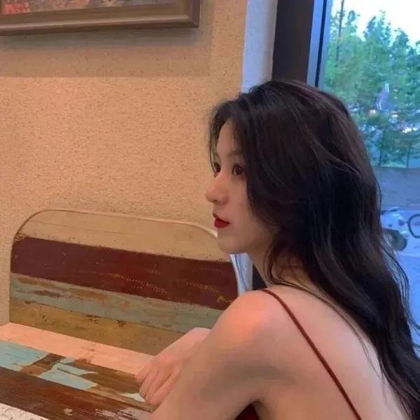 组长女儿与照料专员